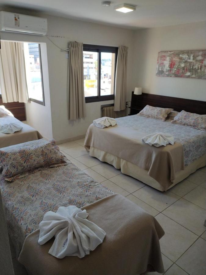 Hotel Hurlingham فيلا كارلوس باز المظهر الخارجي الصورة